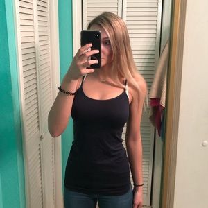 Active/spandex camisole top with adjustable straps